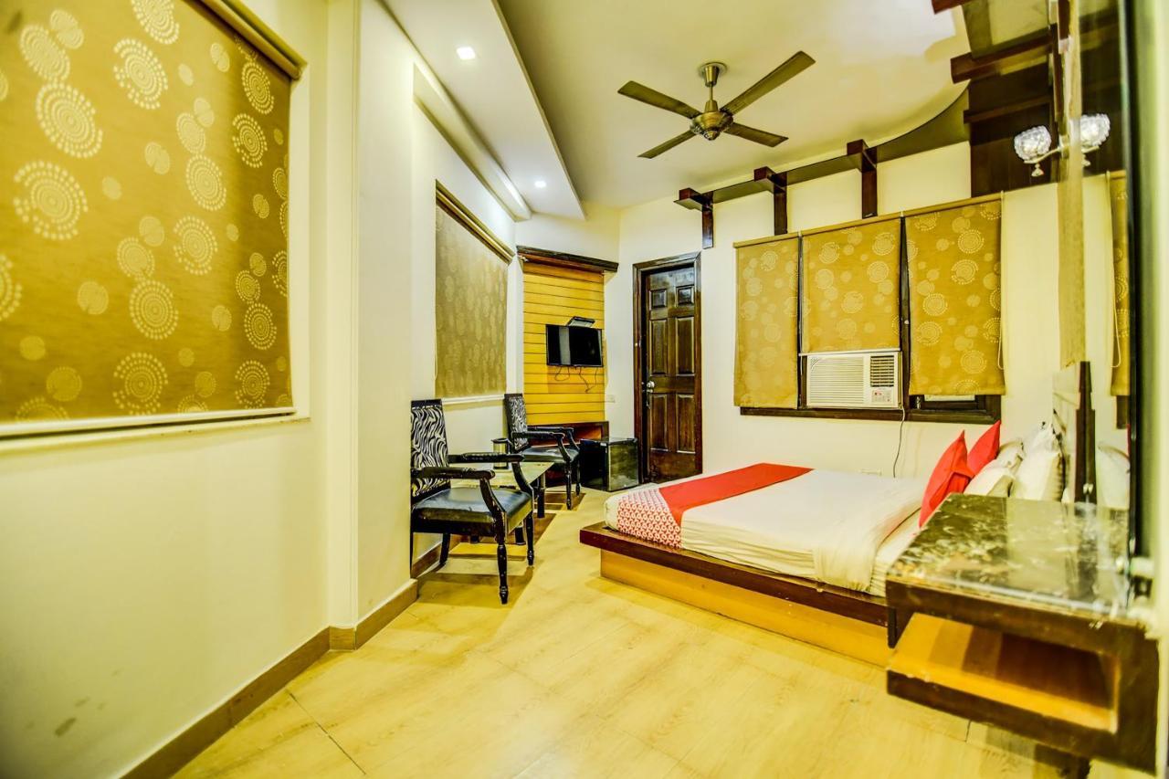 Oyo Hotel Asko International Near Gurudwara Shri Bangla Sahib Нью-Делі Екстер'єр фото